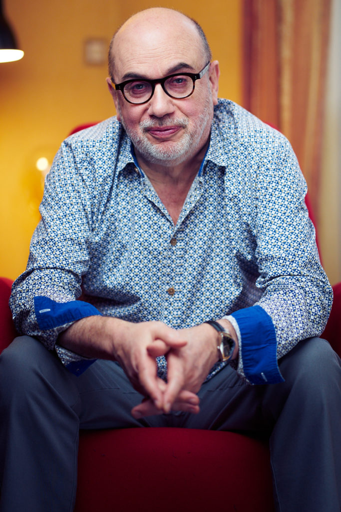 Reportage photo d'entreprise : pourquoi choisir un photographe professionnel ? 1 portrait corporate dirigeant entreprise