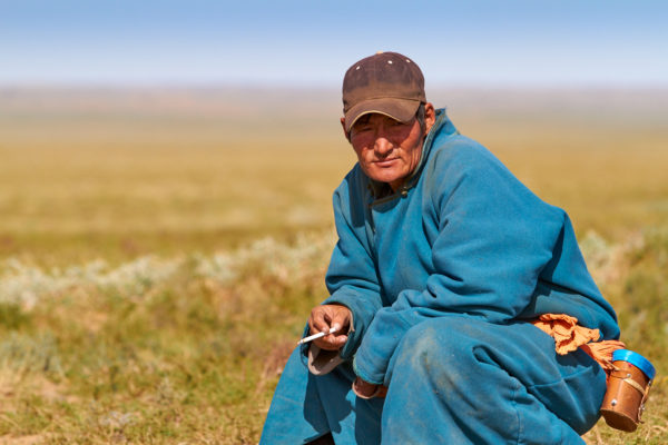 Pvk Photo | Nomade Mongol Dans les Steppes de Mongolie Centrale